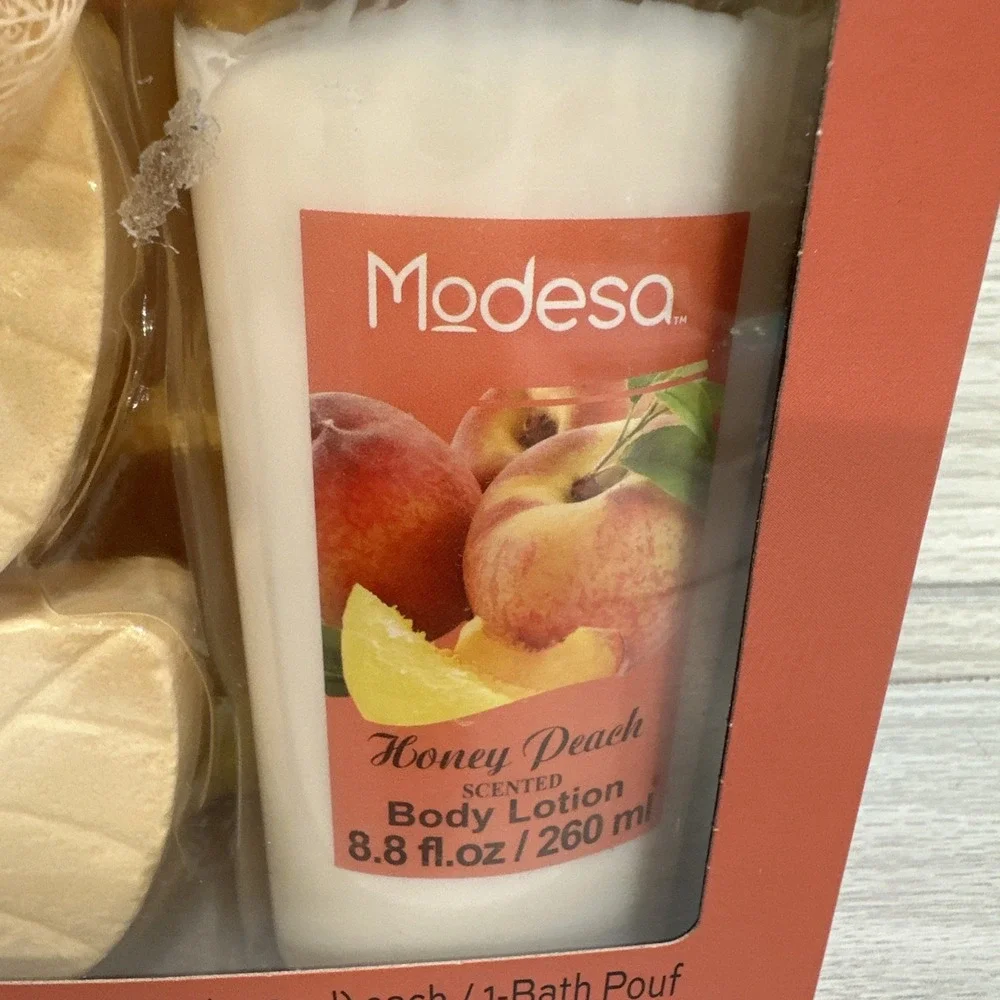 MODESA Honey Peach 5pc Bath Gift Set Shower Gel Body Lotion Bath Fizzer and Pouf